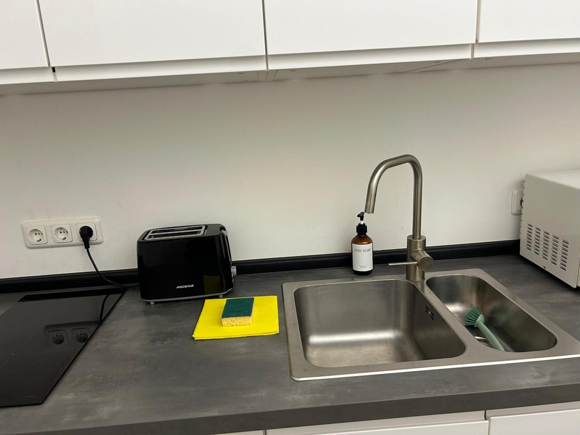 35 Qm Grosses Apartment Mit Eigenem Badezimmer In Den Elbvororten Hamburg Kültér fotó